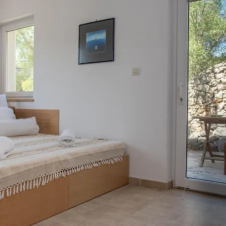 Villa Isolated Art First Raw On Island Brac